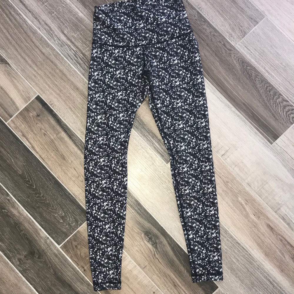 Lululemon Wunder Under Hi Rise Leggings sz 8 - Picture 3 of 4